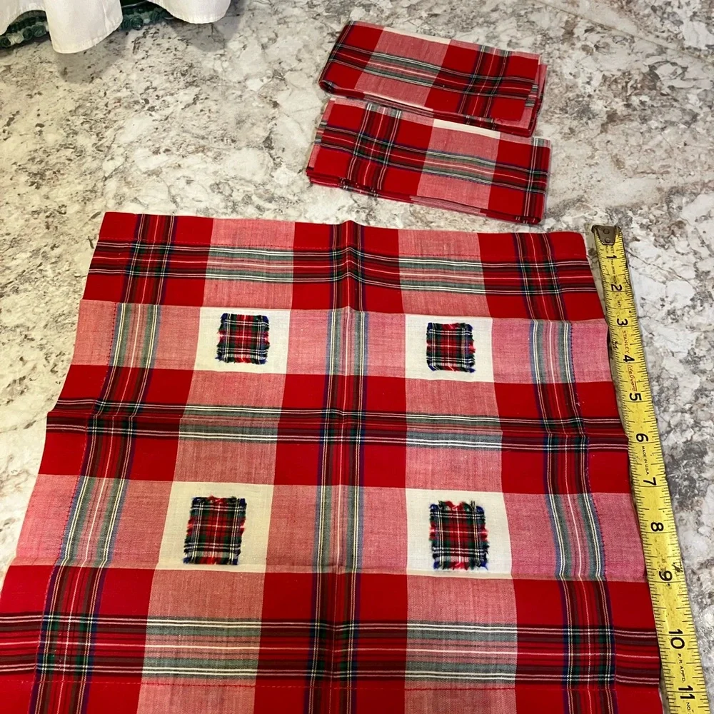 SCOTTISH TARTAN PLAID NAPKINS SET OF 3  RED WHITE GREEN BLUE SQUARE PATCH 12x12